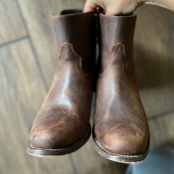 ❗️SOLD❗️Leather Booties - Picture 6 of 9